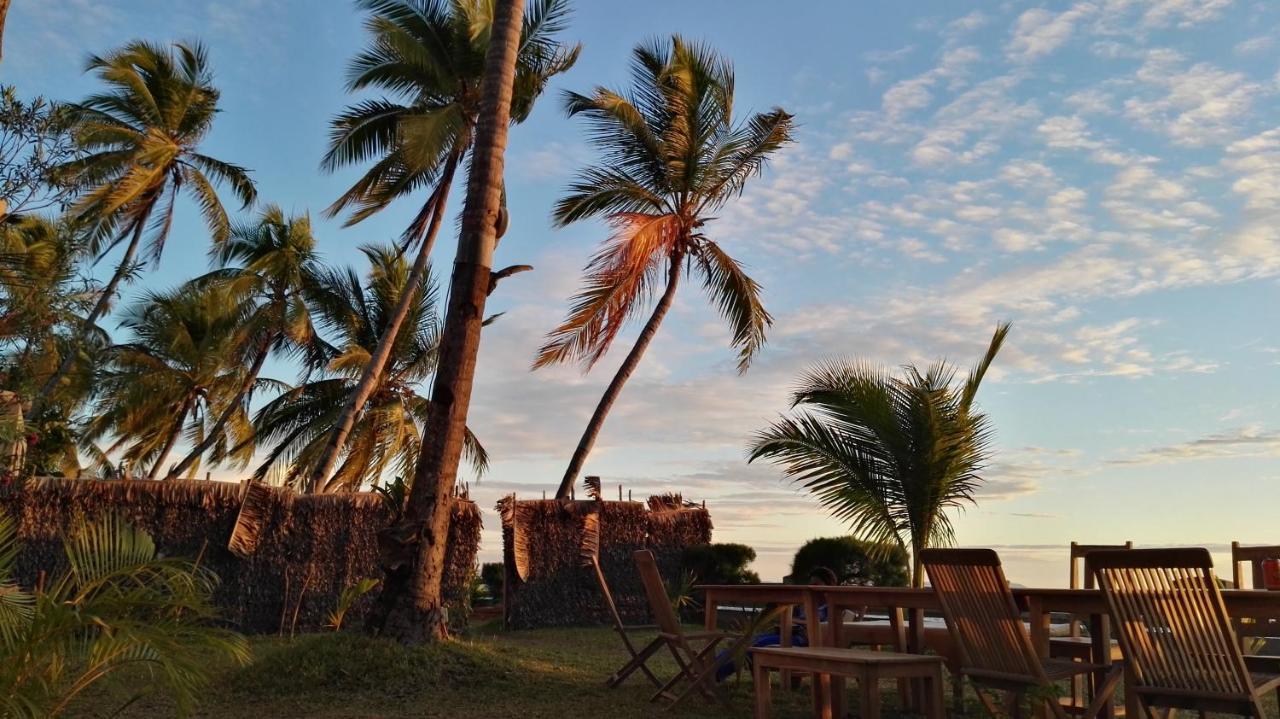 Le Transat Bed & Breakfast Ambatoloaka  Exterior photo