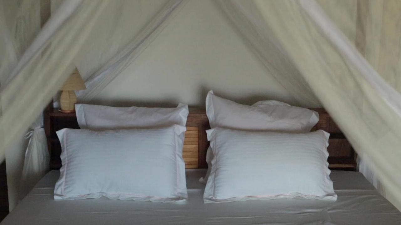 Le Transat Bed & Breakfast Ambatoloaka  Exterior photo