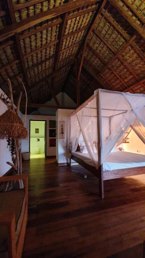 Le Transat Bed & Breakfast Ambatoloaka  Exterior photo
