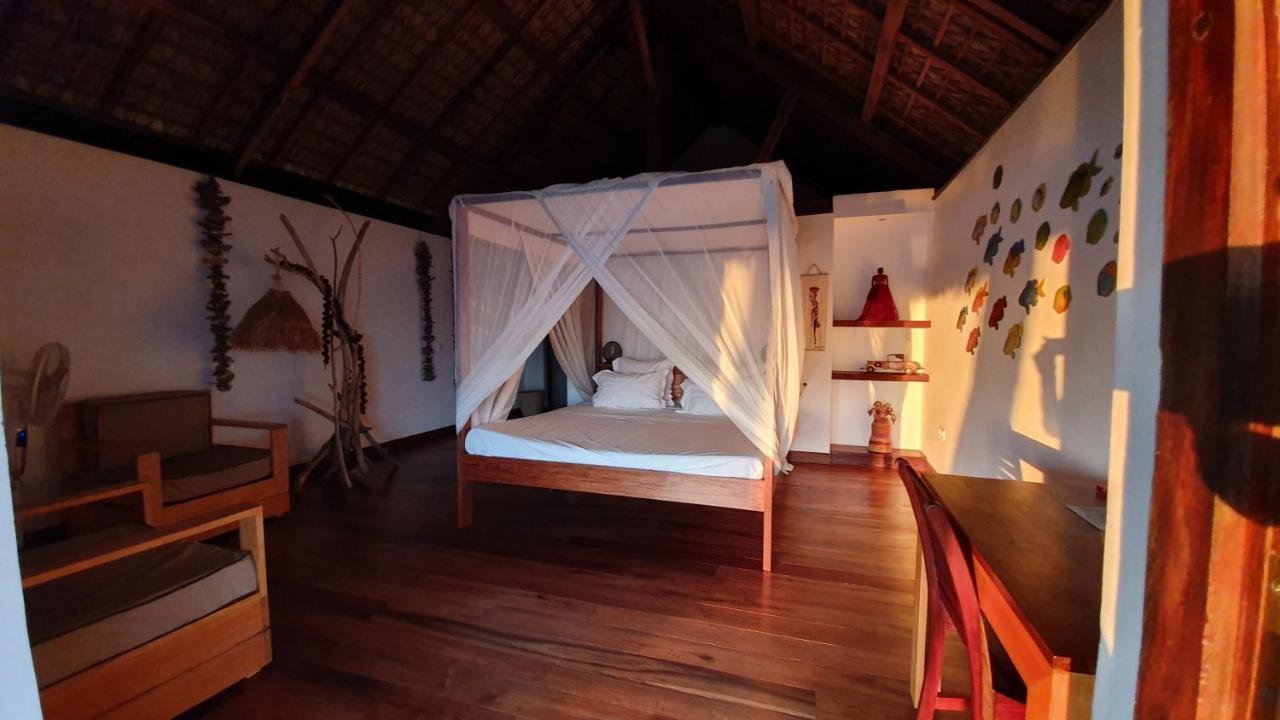 Le Transat Bed & Breakfast Ambatoloaka  Exterior photo